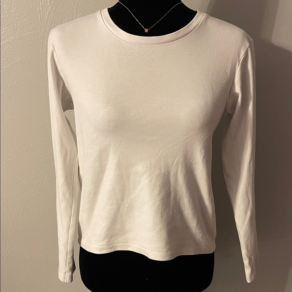 UNIQLO White Long Sleeve Fitted Crewneck Tee XS | Soft Stretch Essential Top